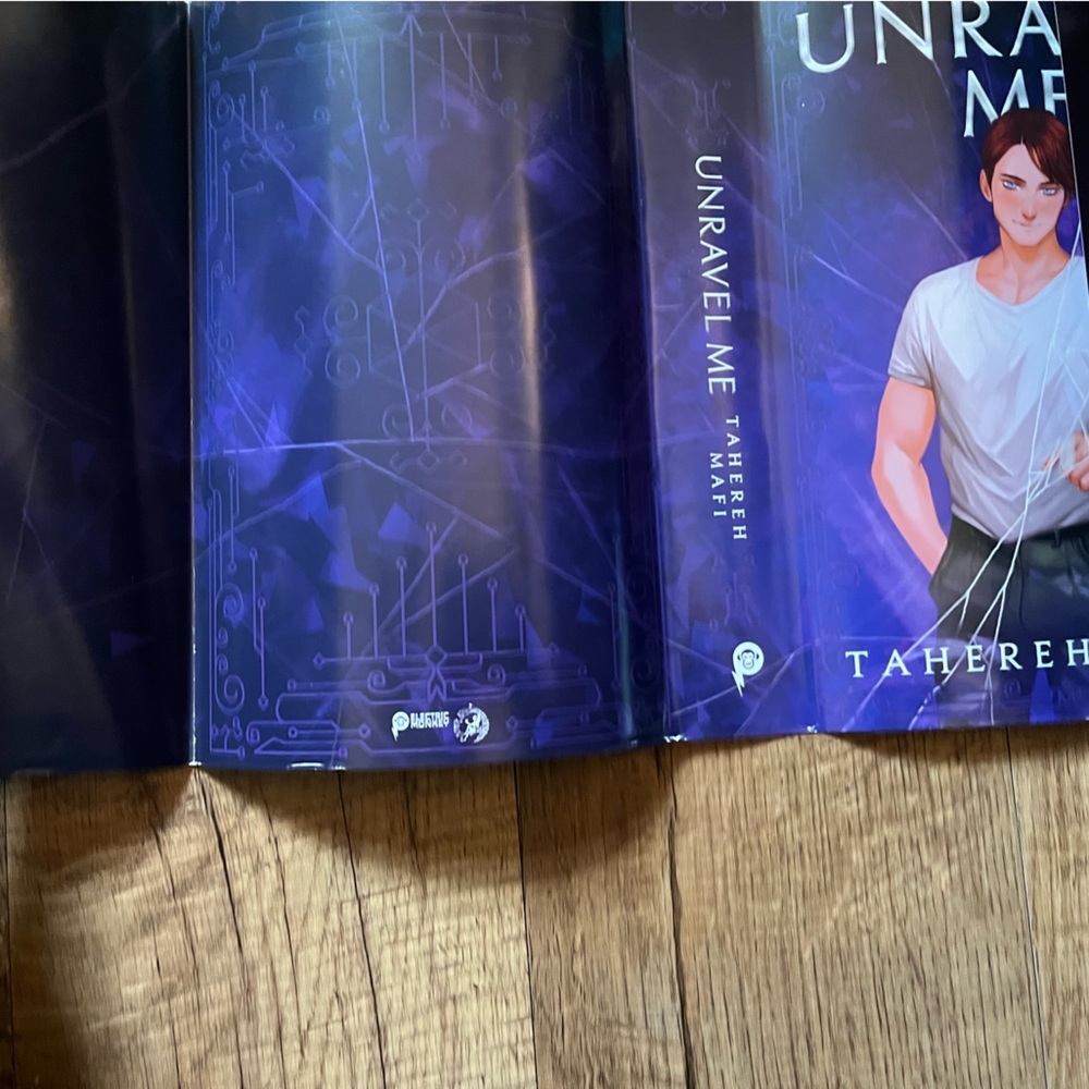 Fairyloot Shatter Me - Picture 7 of 7